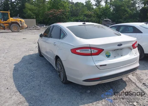 2016 Ford Fusion Se z USA, uszkodzony, nr VIN 3FA6P0HD2GR279240